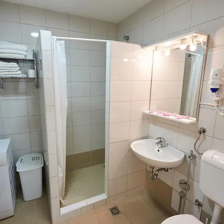 아파트 River View